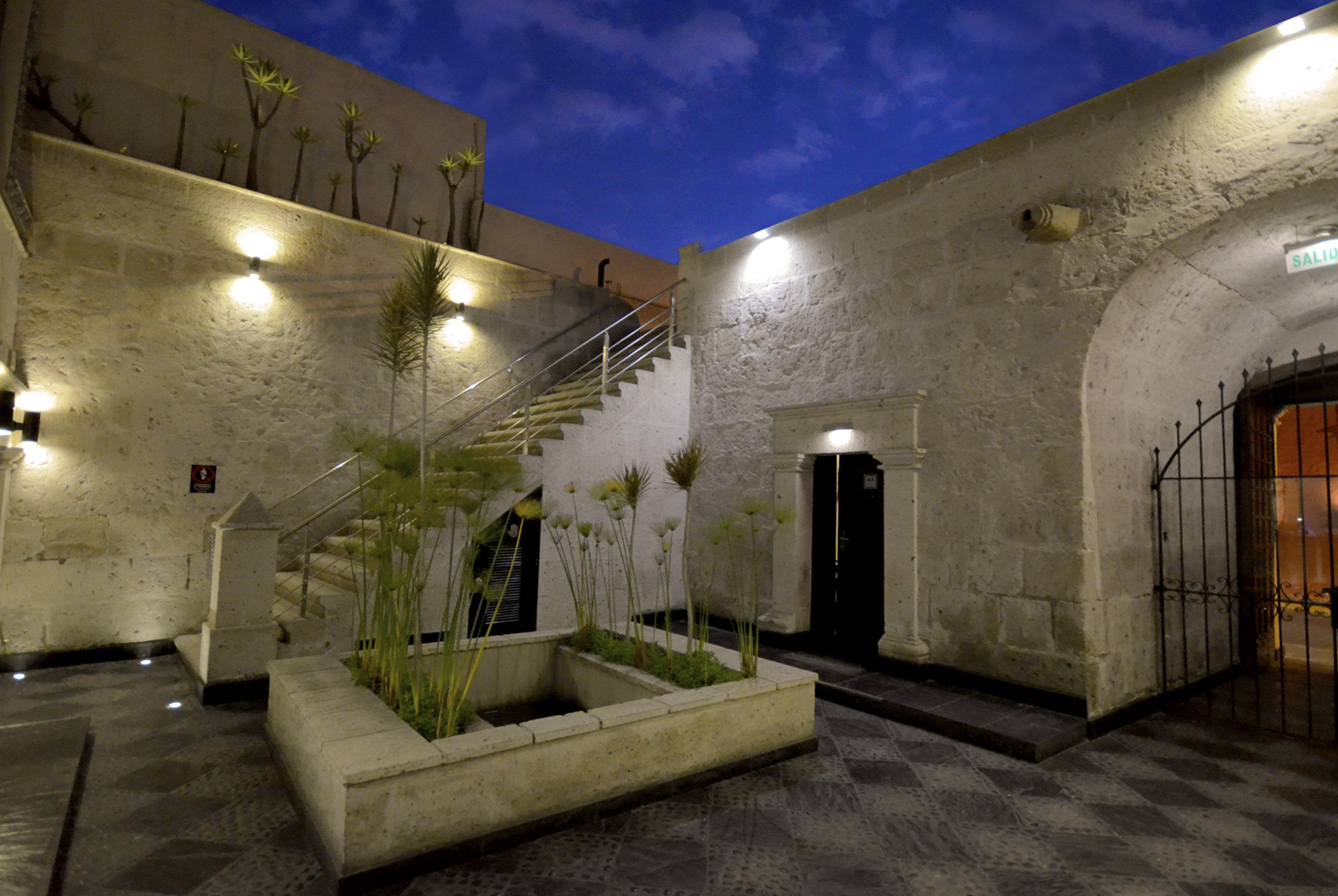 Qp Hotels Arequipa Exterior photo